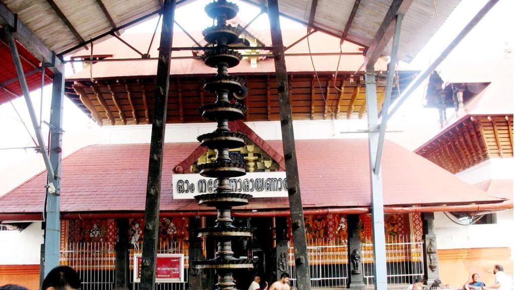 Kairali Tourist Home Guruvayur Luaran gambar