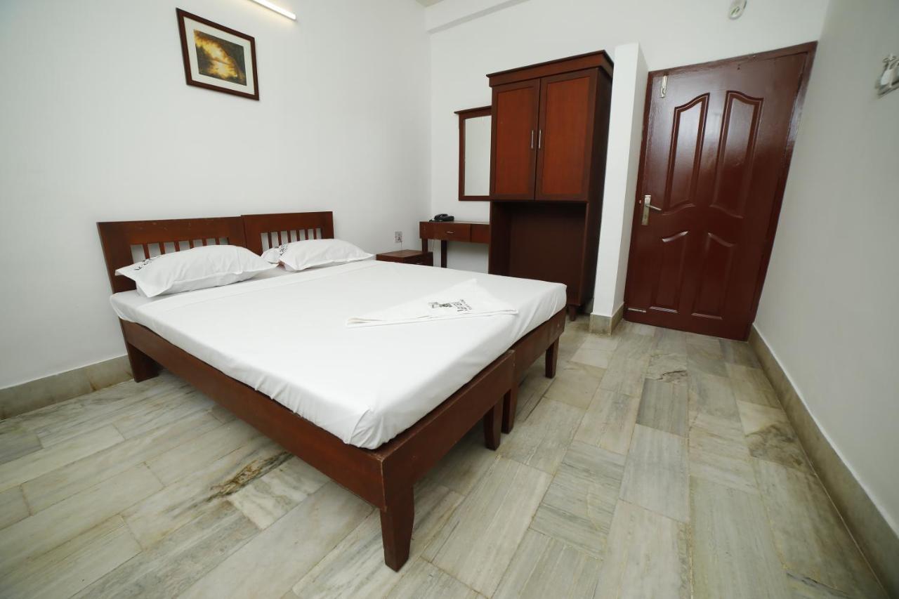 Kairali Tourist Home Guruvayur Luaran gambar